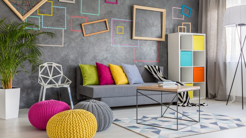 Cómo elegir los colores para las paredes de la casa y cómo combinarlos correctamente con muebles y accesorios en cada habitación.