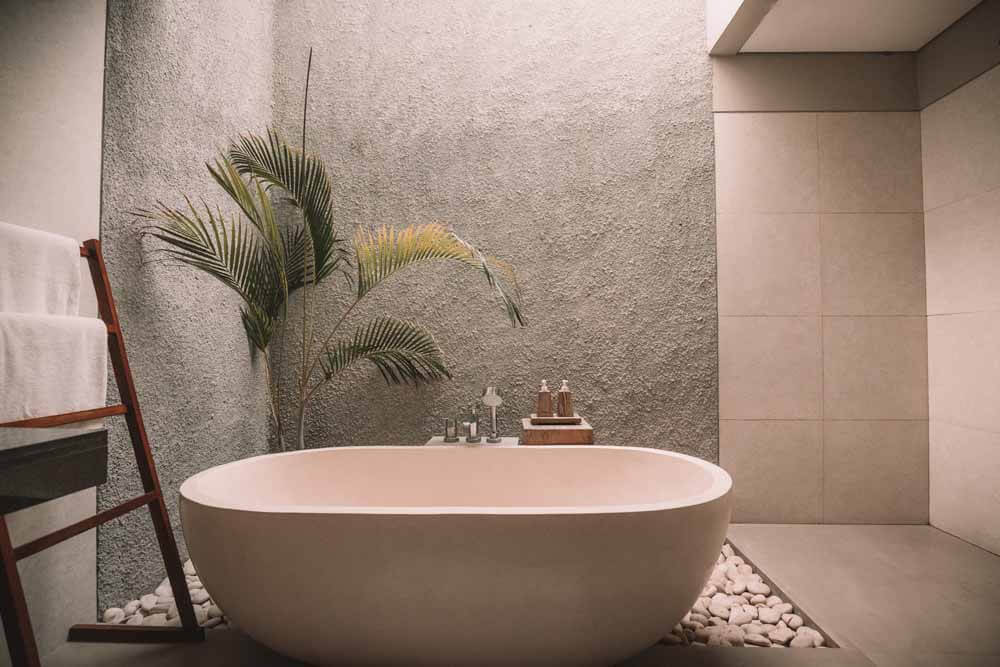 Bañera independiente para muebles de baño minimalistas